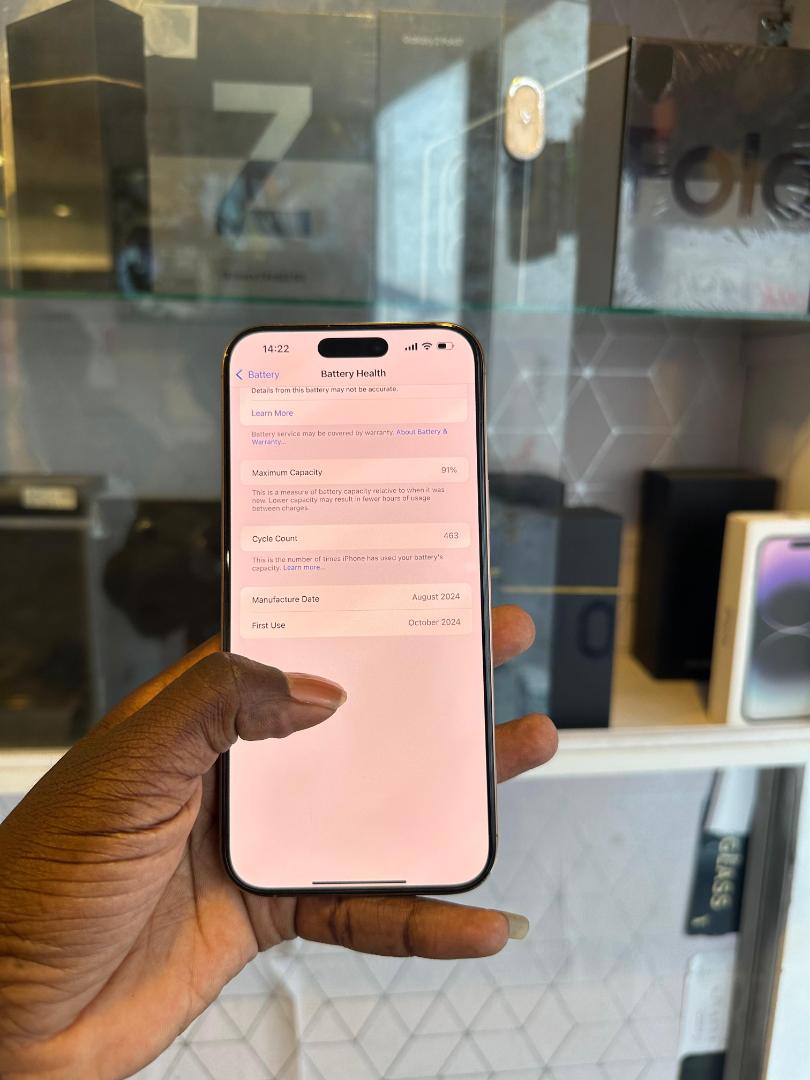 EX UK IPHONE 16 PRO MAX 256GB BOTH SIM CARD AND ESIM