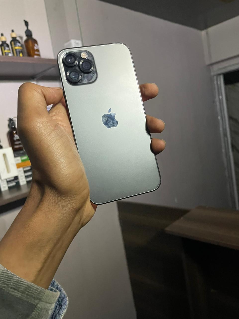 Refurbished iPhone 12 Pro Max 256GB Smartphone with Face ID Unlock 6GB RAM network 5G Smartphone