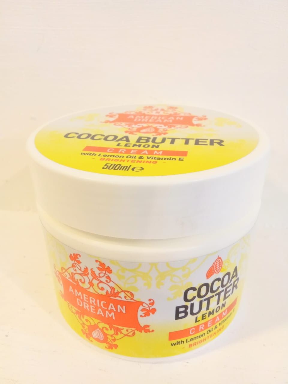 American Dream  Cocoa Butter Lemon Cream  with lemon Oil & Vitamin E that help skin brightening,softens and moisturises even the roughest driest skin hydrated and silky smooth clear  stretch marks spo
