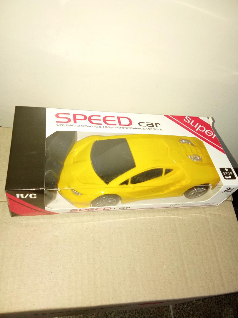 Remote Control Speed  Racing Car Toy For Kids Sportcar Lamborghini Birthday Gift Boost Creativity & Imagination.
Enhance Coordination Skills Improves Intelligence