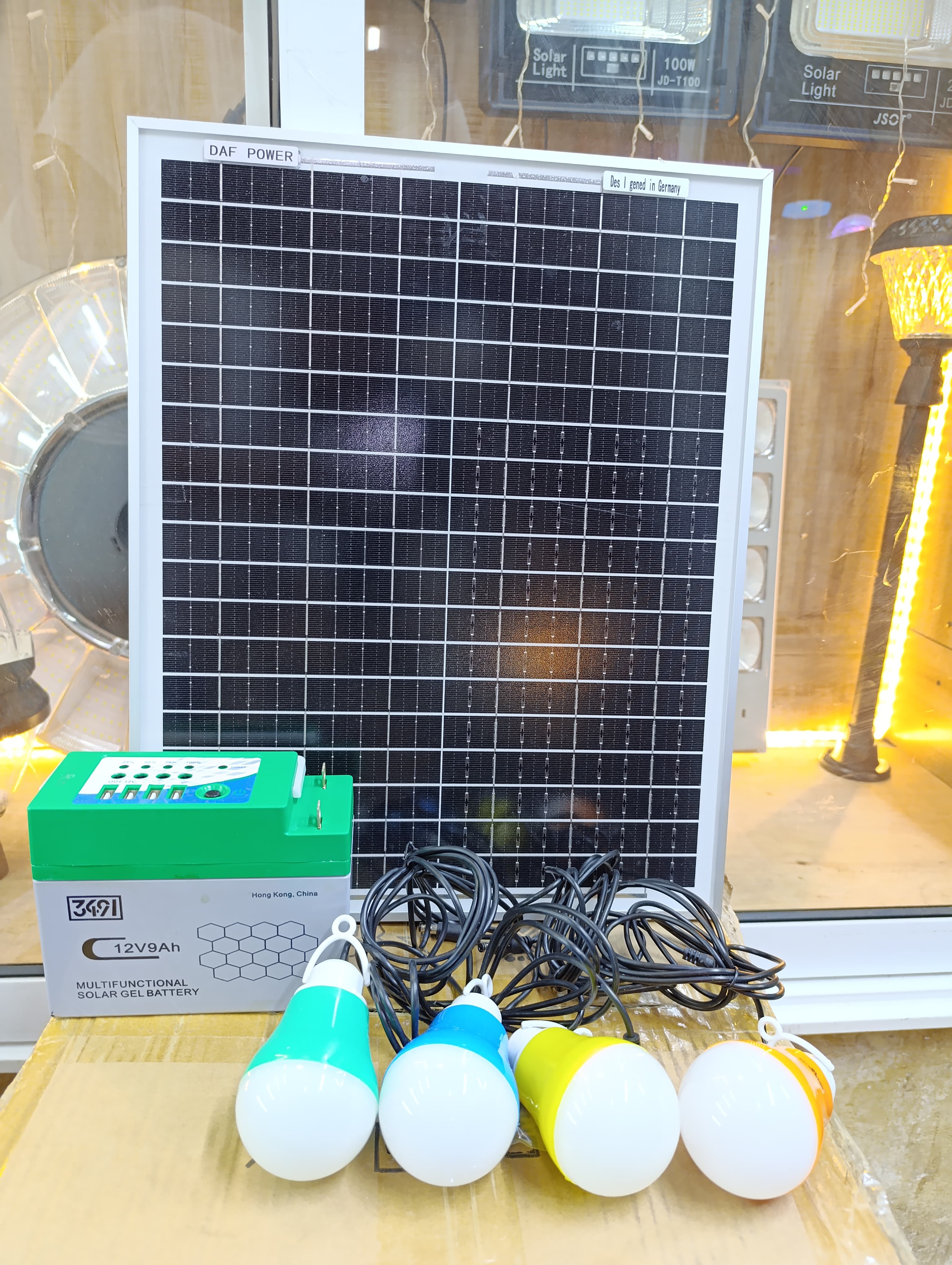 Yachu Solar System with 4 Bulbs, Mobile Charging