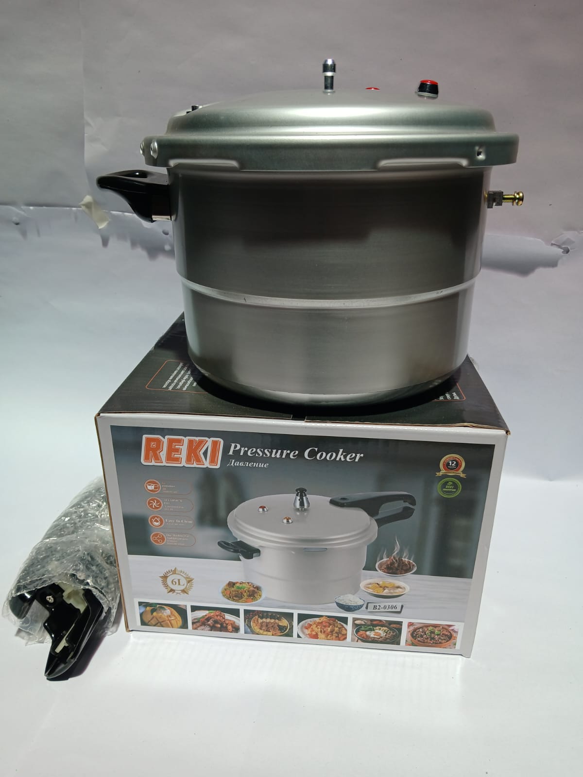 🧜‍♂️😺Reki alluminium pressure cooker 6litres🪄
8litres🪄
10litres,,promotion price