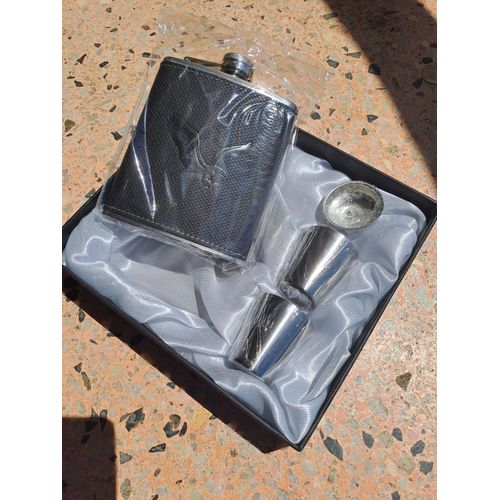 Hip Flask Gift Set for Men, 8oz Leak-proof Flask with 2 Cups and Funnel, Food-grade Stainless Steel Black Leather Pocket Flask, Gift Box Suitable for Whiskey, Wedding Party Groomsman Gift