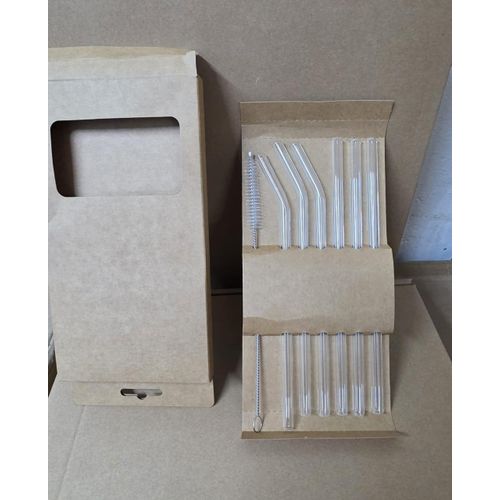 GLASS STRAWS SET - Enjoy Your Drinks With Our 7-piece Clear Glass Straws Set, Including 6 Straws And A Cleaning Brush, Perfect For Healthy And Eco-friendly Drinking