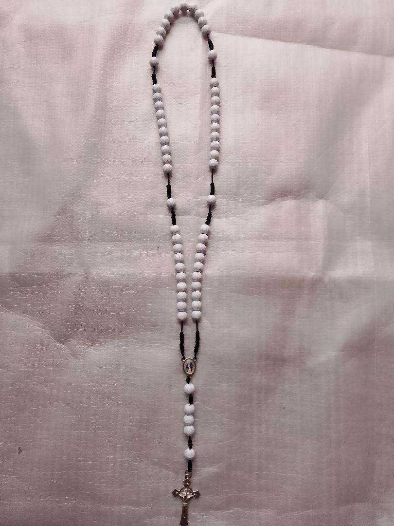 Catholic Rosary (Speckled White).... Beautiful smart rosary for everday wear. Outdoor rosary