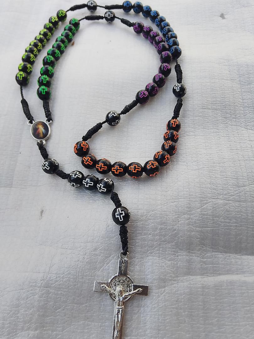 Multicolored Catholic rosary..... Beautiful smart rosary for everday wear. Outdoor rosary