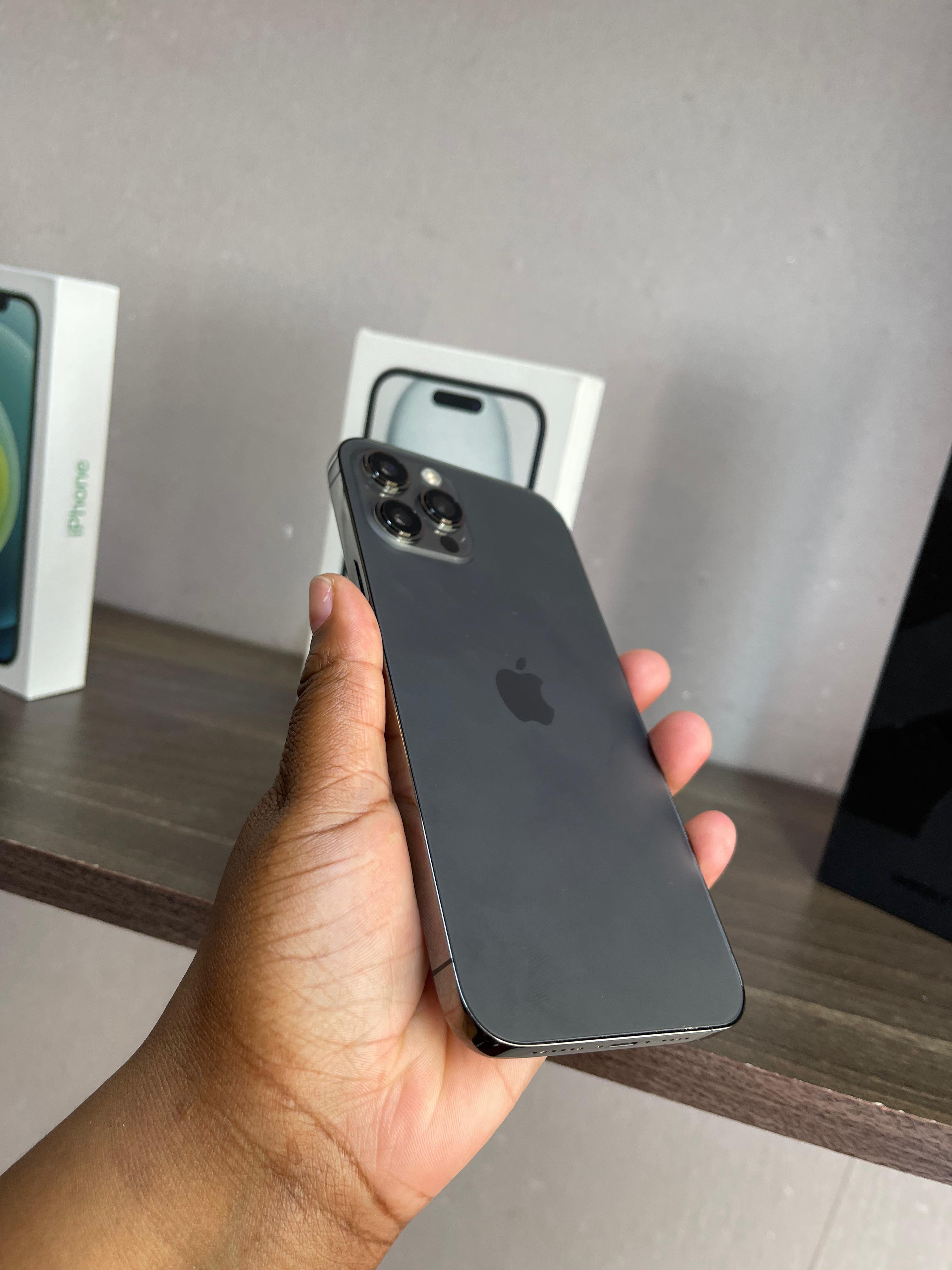 Refurbished Apple iPhone 12 Pro Max 256GB – Super Retina XDR OLED Display, Triple Camera, Face ID, Fully Tested & Clean Condition