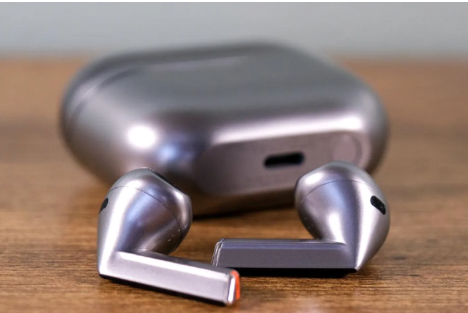 Samsung Galaxy Buds 3 – Wireless Bluetooth Earbuds with Hi-Fi Sound, ANC, Long Battery Life & Water Resistance