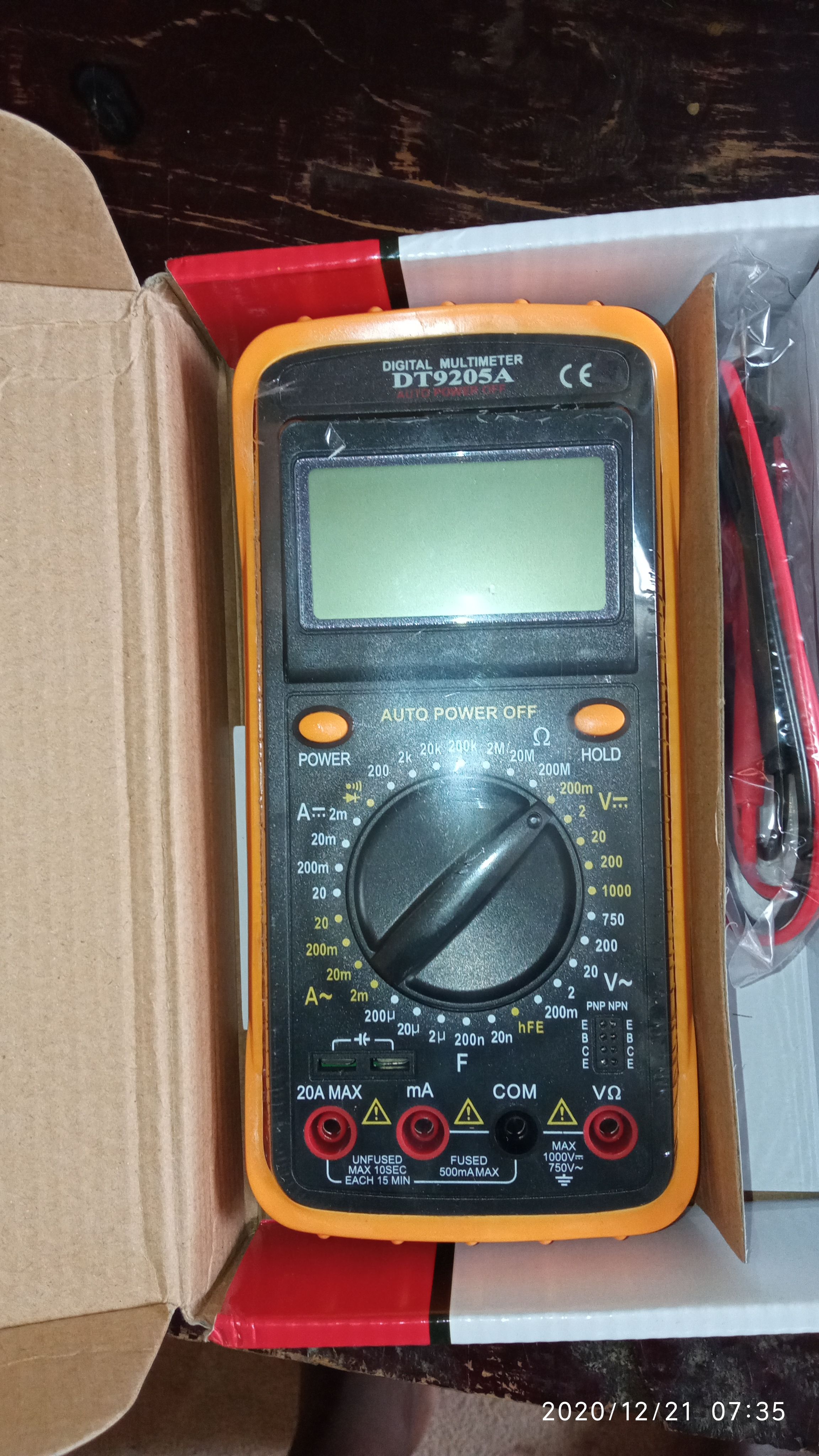 Digital Multimeter Voltmeter ACDC Tester 9205A
