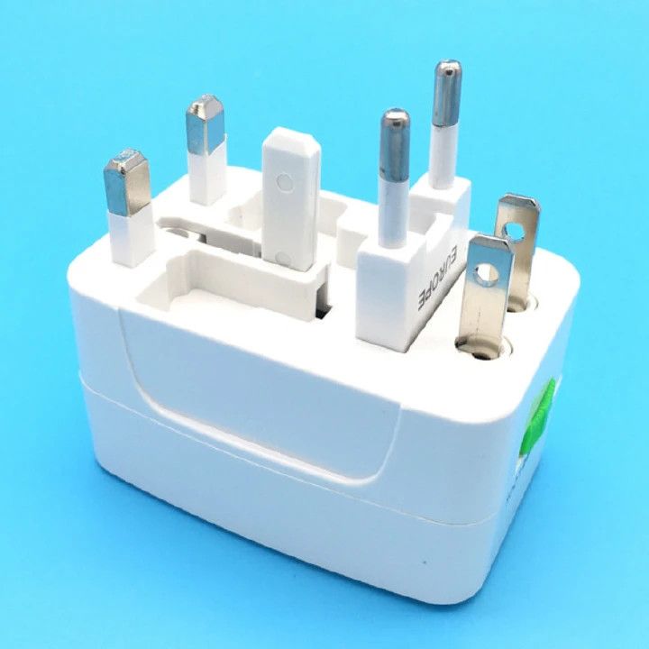 Universal Travel Power Adaptor Plug with 2 USB Ports