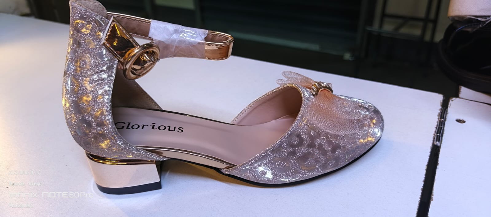 Kids Girls Princess Shoes Glitter Low Heel Dress Bridesmaid Sandals Elegant Comfy Latin Tango Dance Shoes Single Shoes Dress Shoes are Ideal for Wear to Wedding Party Halloween Easter Best Gift.