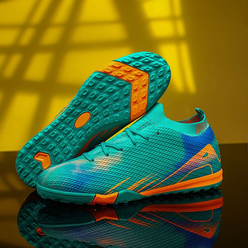 Men Kids Fashion Soccer Shoes Cleats High-top Team Sports Training FG Firm TF Turf Comfort Football Shoes Outdoor