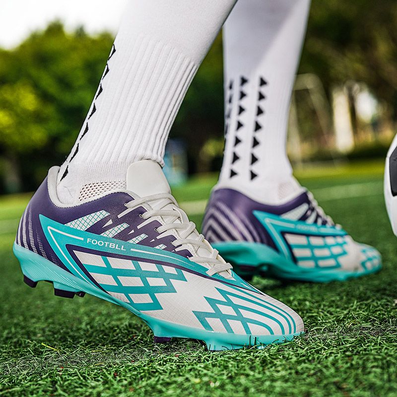 Men Soccer Shoes Kids Boys Cleats Low-top Team Sports Training TF/FG Turf Firm Comfort Football Shoes Outdoor