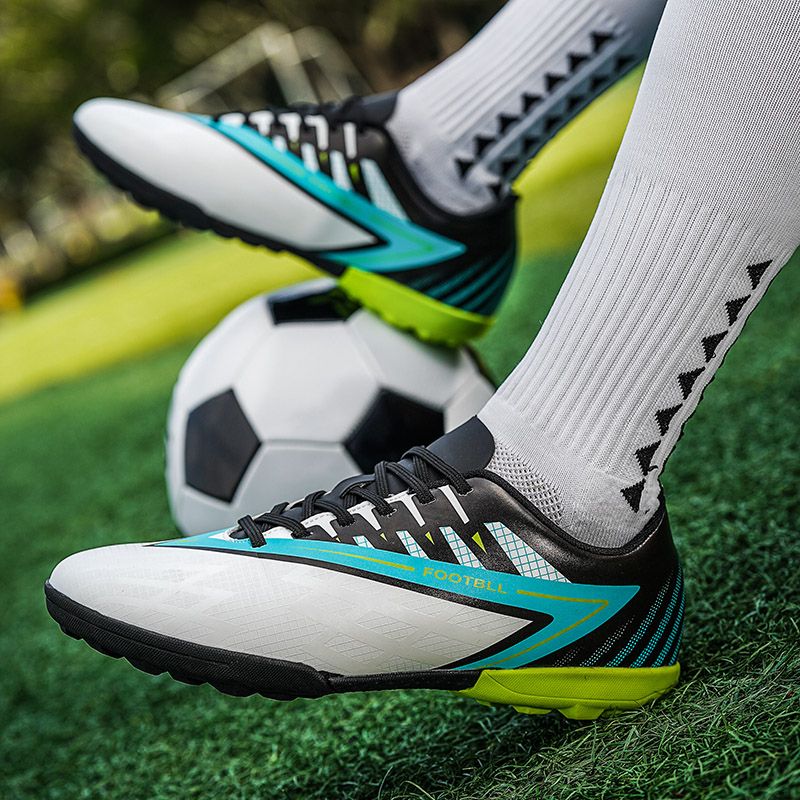Men Soccer Shoes Kids Boys Cleats Low-top Team Sports Training TF/FG Turf Firm Comfort Football Shoes Outdoor