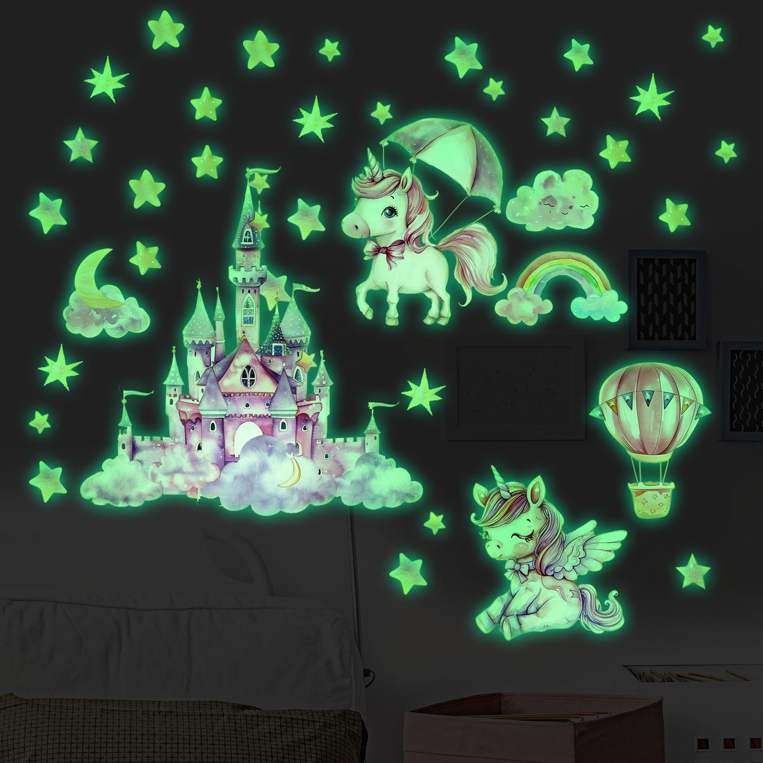 1PCS Cartoon unicorn castle glow-in-the-dark stickers decorative children's room ceiling fluorescent wall stickers self-adhesive