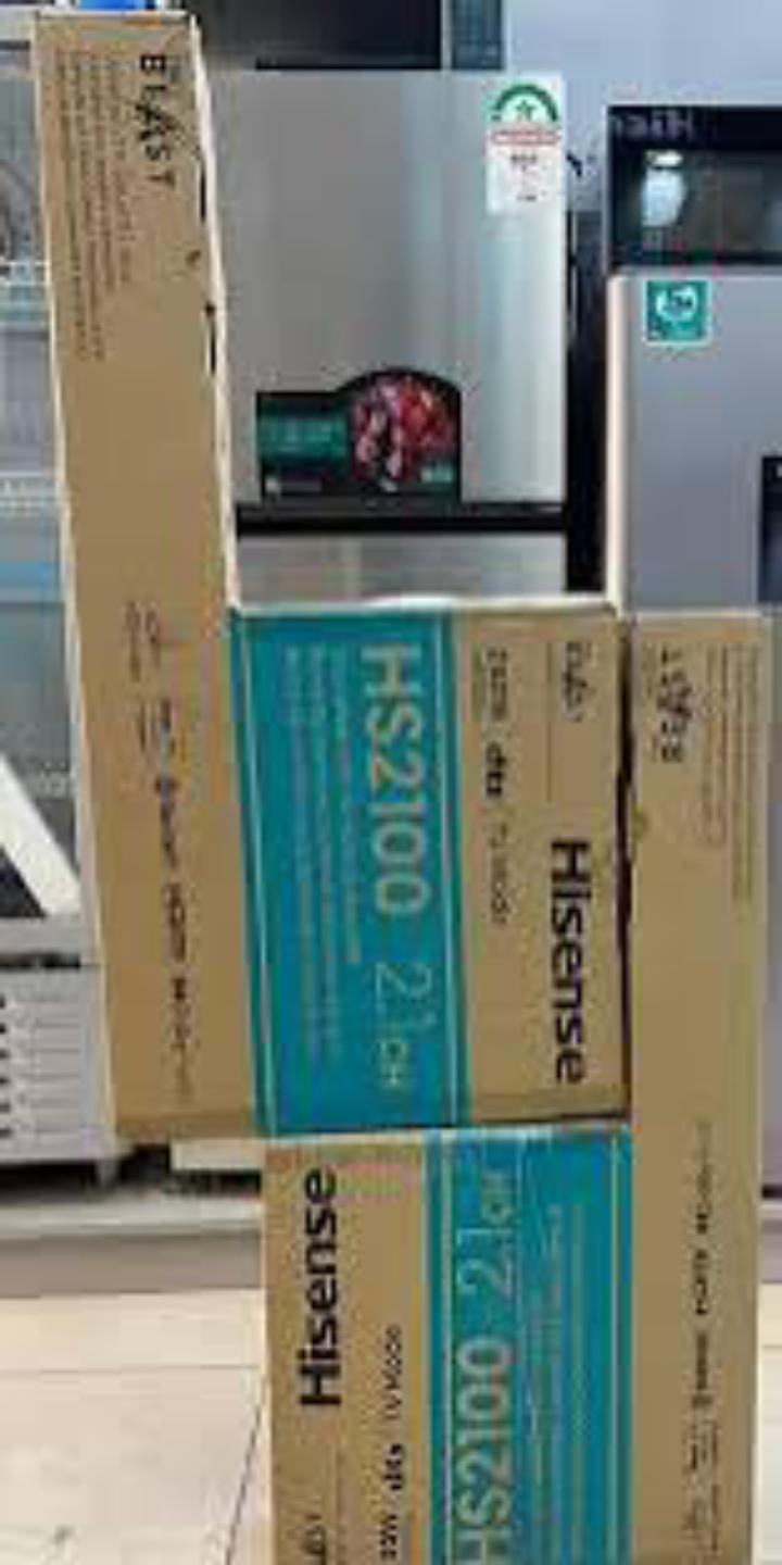 Hisense HS2100 2.1 Ch 240W Sound Bar with Wireless Subwoofer - DTS Virtual X, Dolby Audio, Ezplay, 6 EQ Modes, HDMI ARC, Bluetooth 5.3