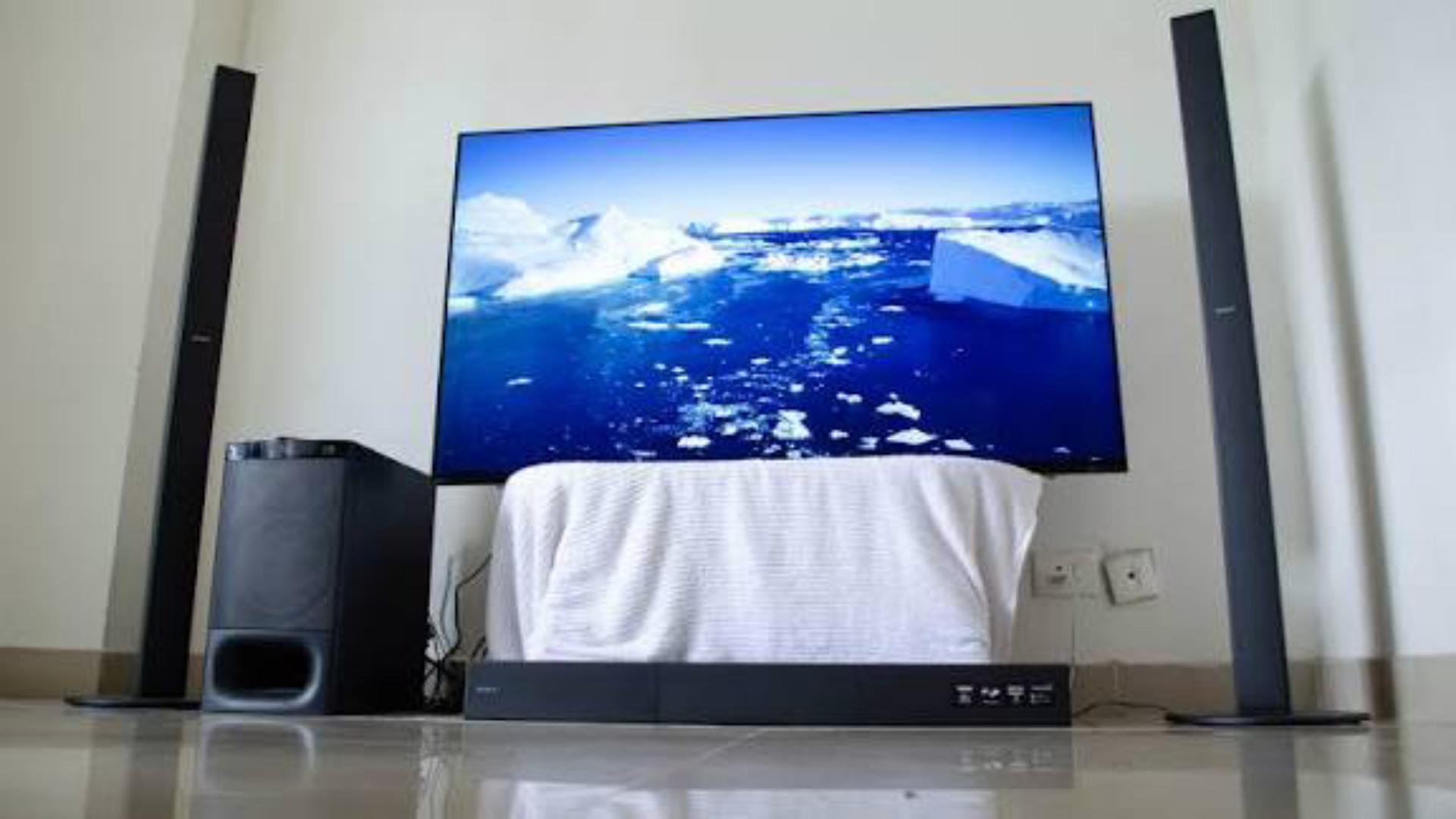 Sony HT-S700RF Real 5.1ch Dolby Audio Soundbar for TV with Tall boy Rear Speakers & Subwoofer, 5.1ch Home Theatre System (1000W, Bluetooth & USB Connectivity,HDMI & Optical Connectitvity)