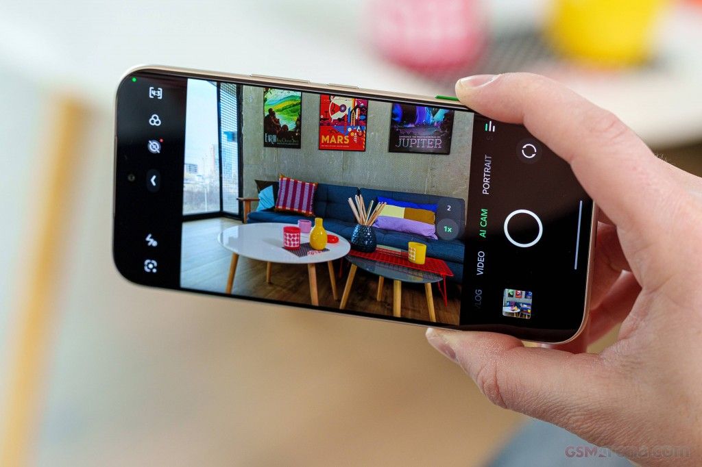 INFINIX NOTE EDGE 256GB ROM+8GB RAM 6.78" 120Hz AMOLED DISPLAY 6500mAh BATTERY 50MP +13MP SELFIE MediaTek Dimensity 7100 Android 16 SMARTPHONES -1 YEAR WARRANTY