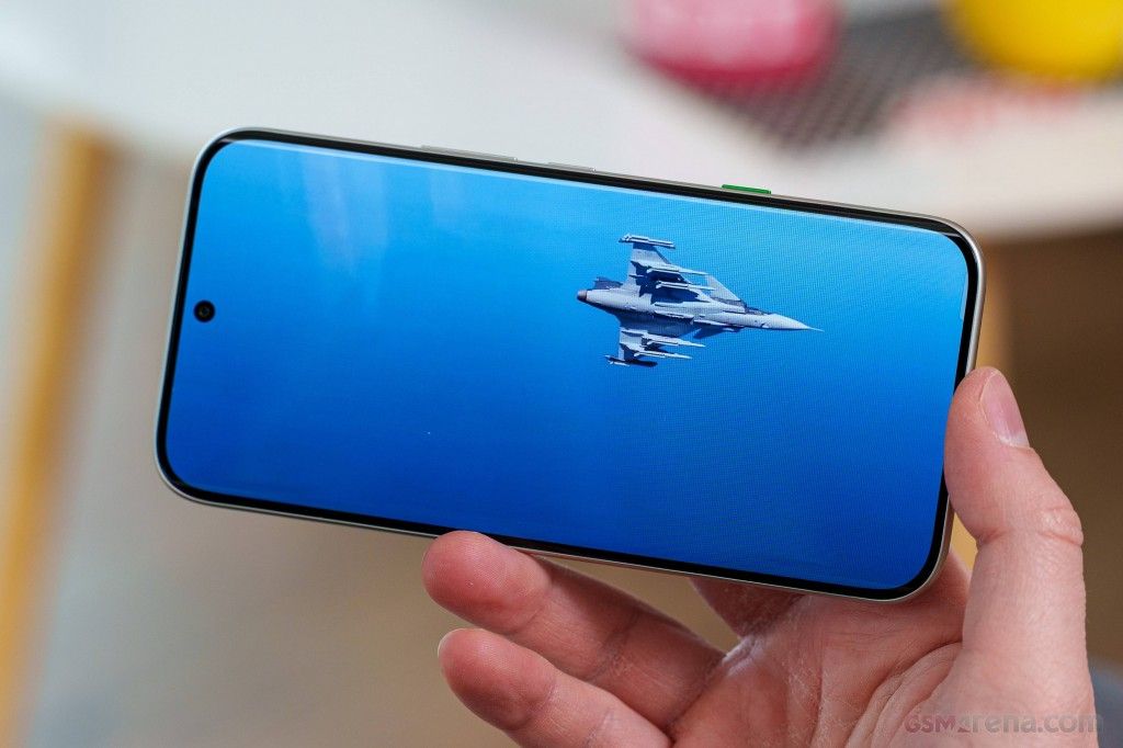 INFINIX NOTE EDGE 256GB ROM+8GB RAM 6.78" 120Hz AMOLED DISPLAY 6500mAh BATTERY 50MP +13MP SELFIE MediaTek Dimensity 7100 Android 16 SMARTPHONES -1 YEAR WARRANTY