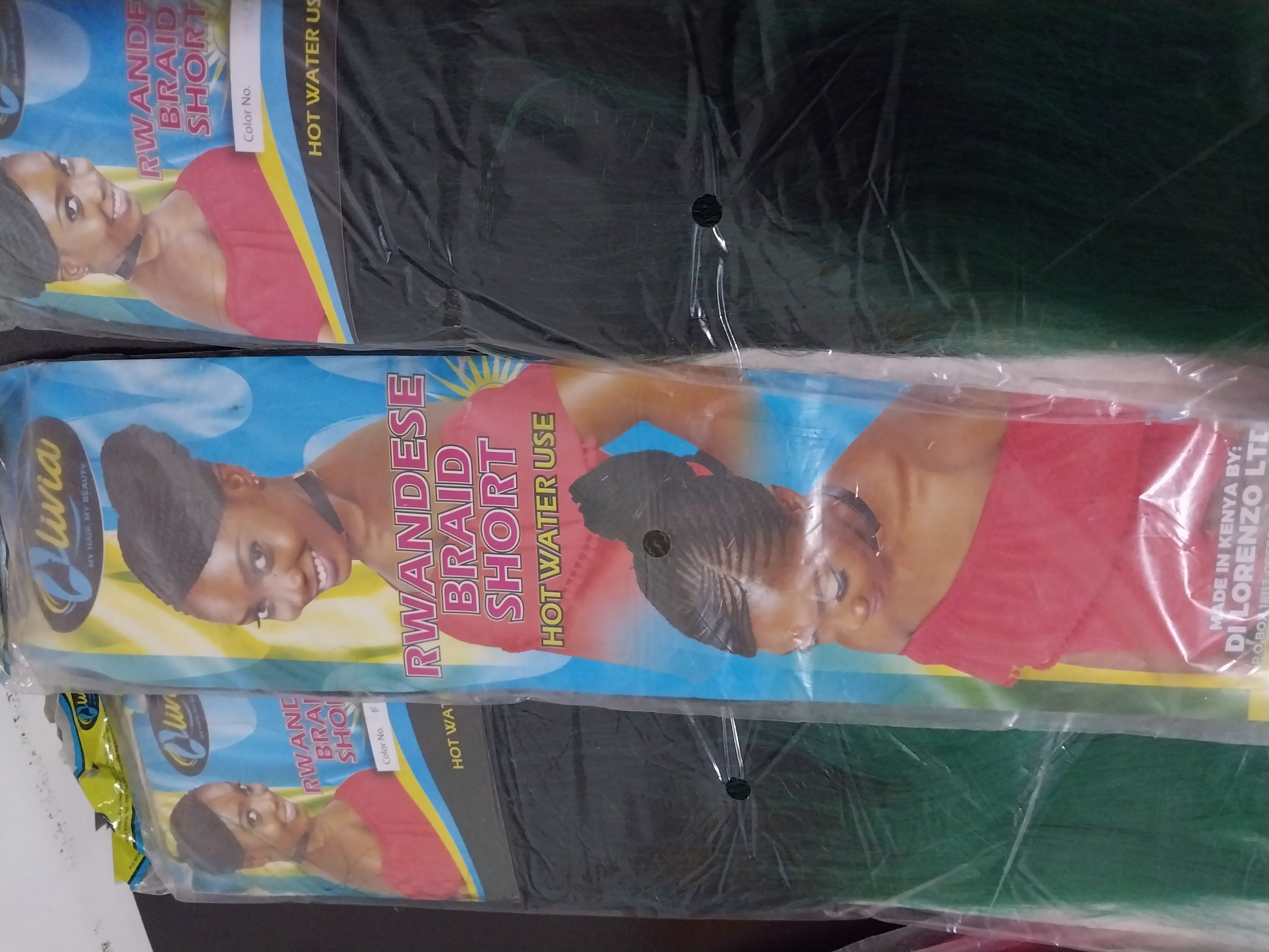 RWANDESE BRAID SHORT by Olivia