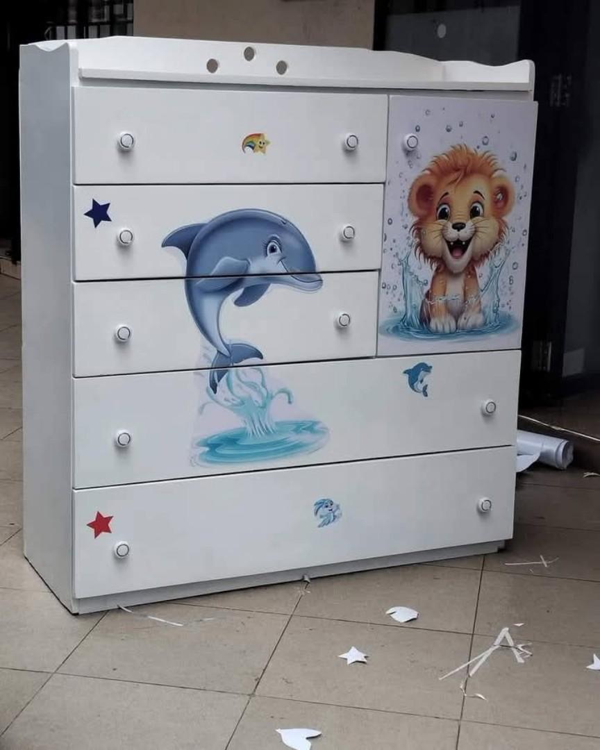 Dresser with 5 Drawers, White Chest of Drawers with Open Shelves, Modern 5 Drawer Chest with Knobs, 5 Drawer Dresser Cabinet for Bedroom Living Room