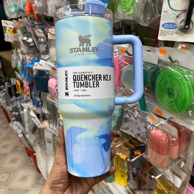 Stanley cup, marble, Quencher H2.0 Tumbler Cup – 40oz Stainless Steel Insulated Travel Mug with Handle & Straw – Hot & Cold Drinks