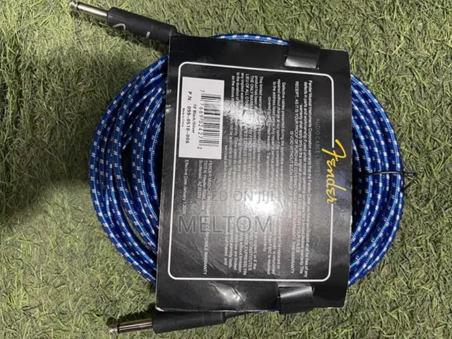 Fender 5M Cable for guitar and Keyboard (random colours)