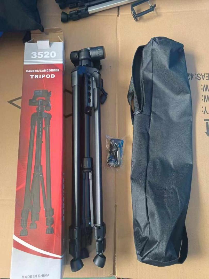 TRIPOD 3520 camera/phone stand