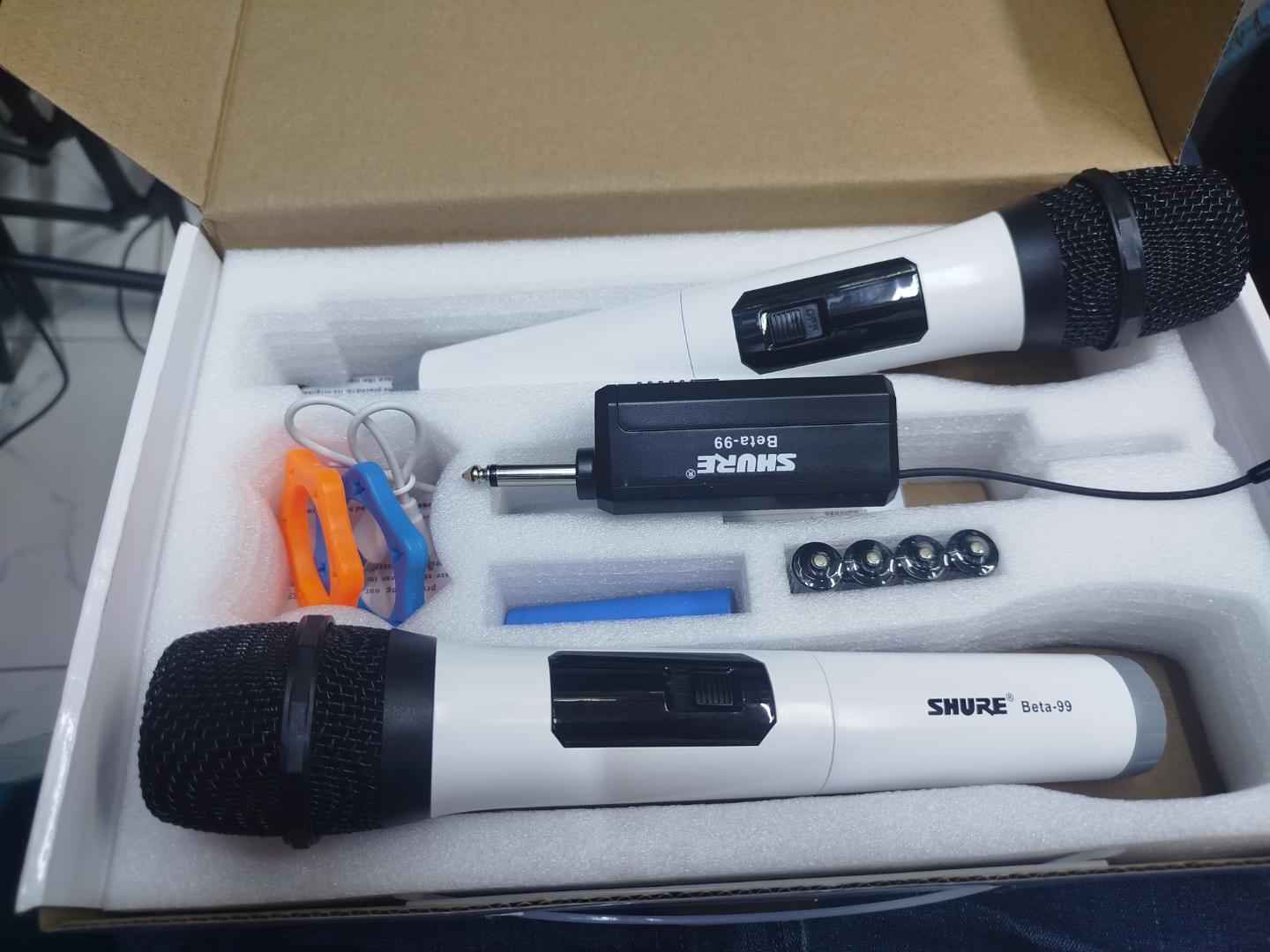 Shure duo wireless microphone