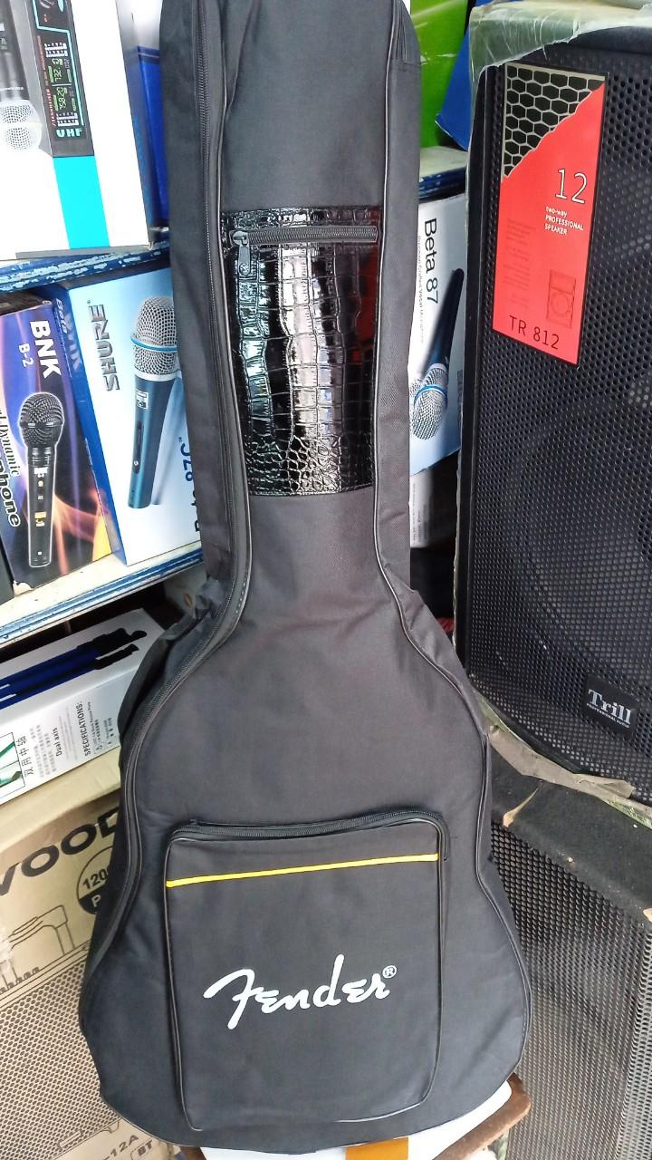Acoustic and Semi-Acoustic Guitar Fender Padded Bag