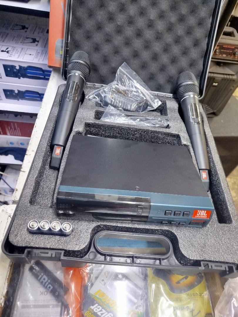 JBL URX 9900 Cordless microphones