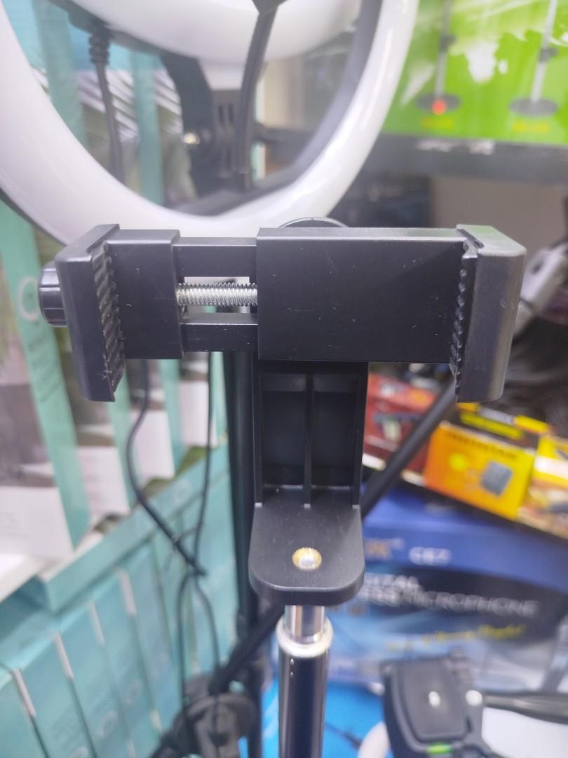 Portable 360 degrees rotation universal tripod mount phone holder