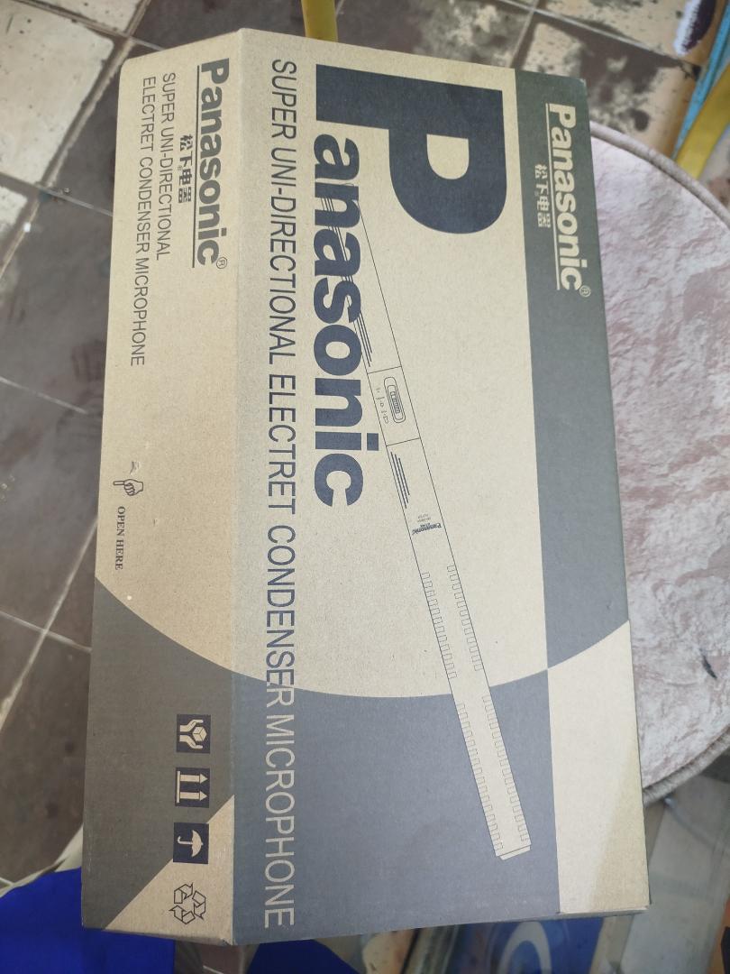 Panasonic super Uni-Directional condenser Boom microphone (for camera)