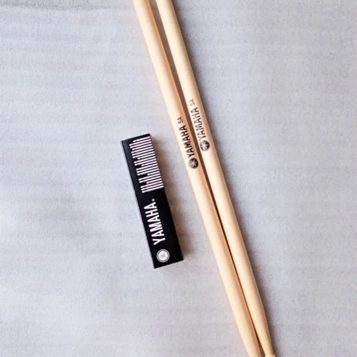 Yamaha 5A Drum Sticks Maple Drumsticks, 1 Pair 16inch Drum Sticks Set, Wood Drumsticks Drum Accessories for Adults & Youth, Oval Wood Tip, Perfect for Pros and Beginners