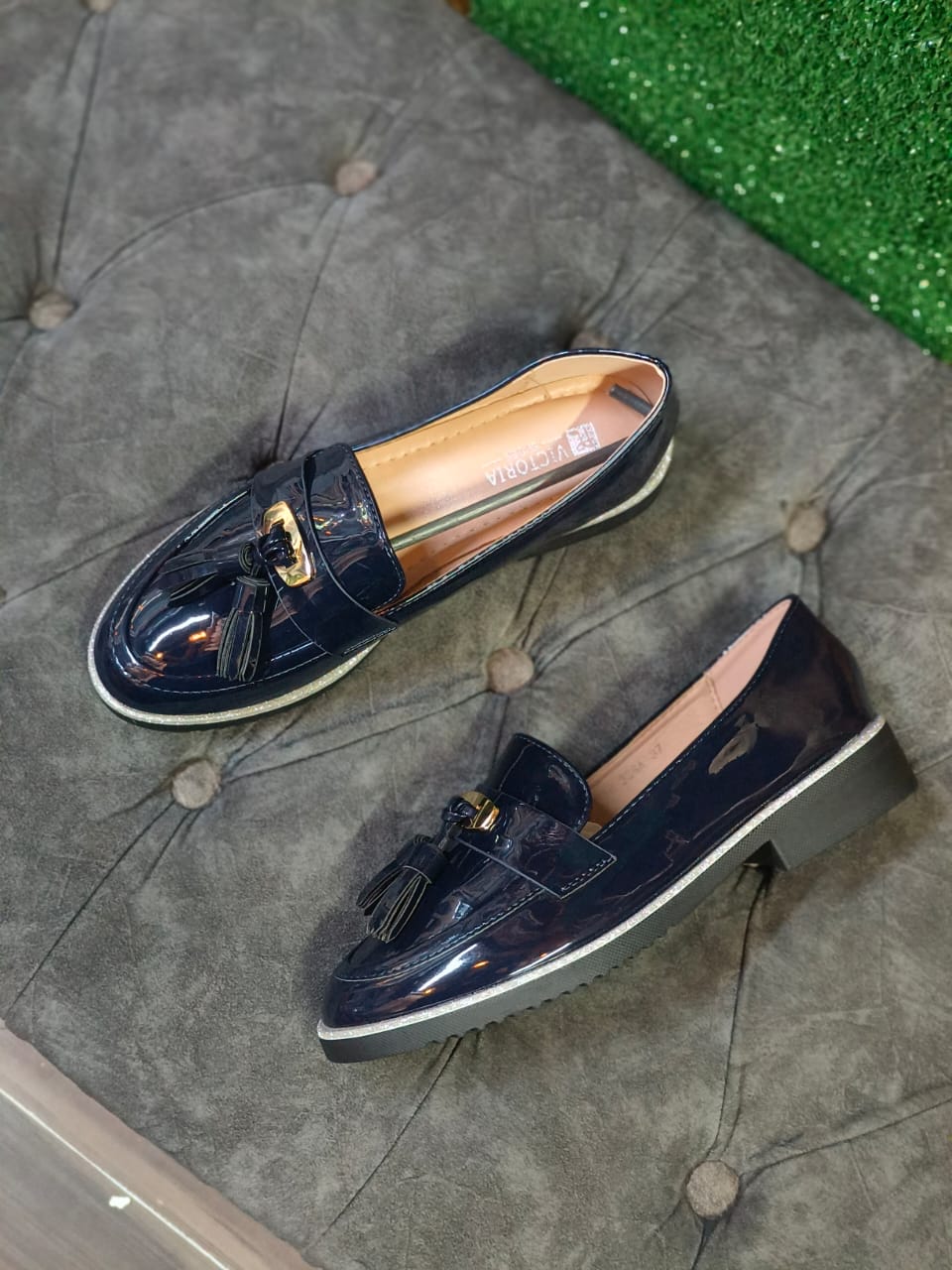 Ladies/Mums/Teens Best Quality  Brogues Women Flat Casual Shoes for work and weekend.