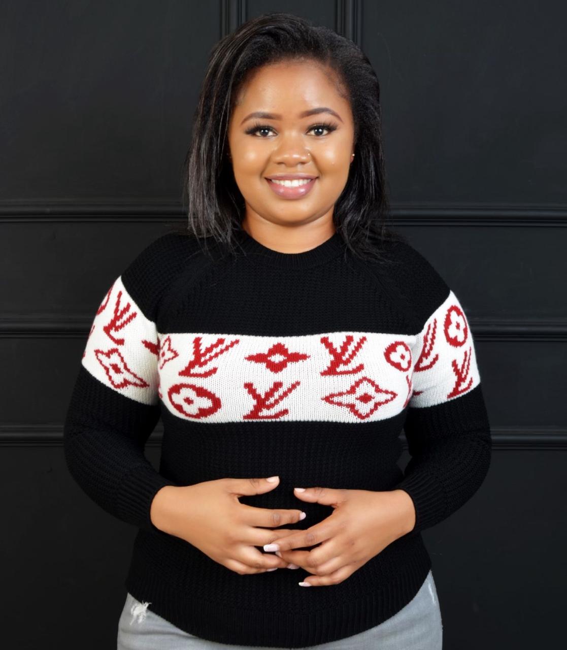 LADIES BEST QUALITY SWEATERS FASHIONABLE AND STYLISH FOR ALL SEASONS.