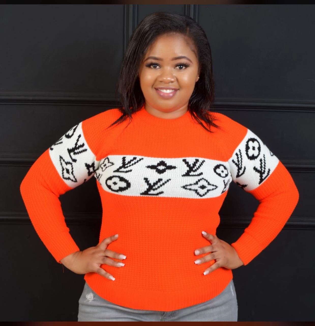 LADIES BEST QUALITY SWEATERS FASHIONABLE AND STYLISH FOR ALL SEASONS.