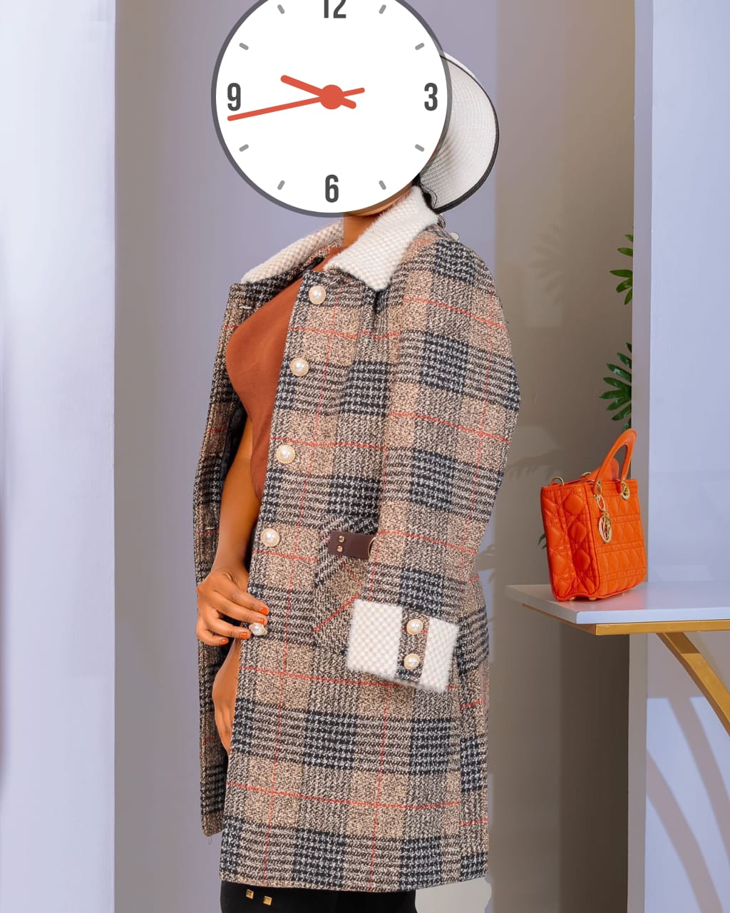 LADIES/ MUMS BEST QUALITY TRENCH COATS/SWEATERS WARM AND CLASSY FASHIONABLE FOR COLD SEASON AND CAN BE WORN ON NORMAL DAYS.