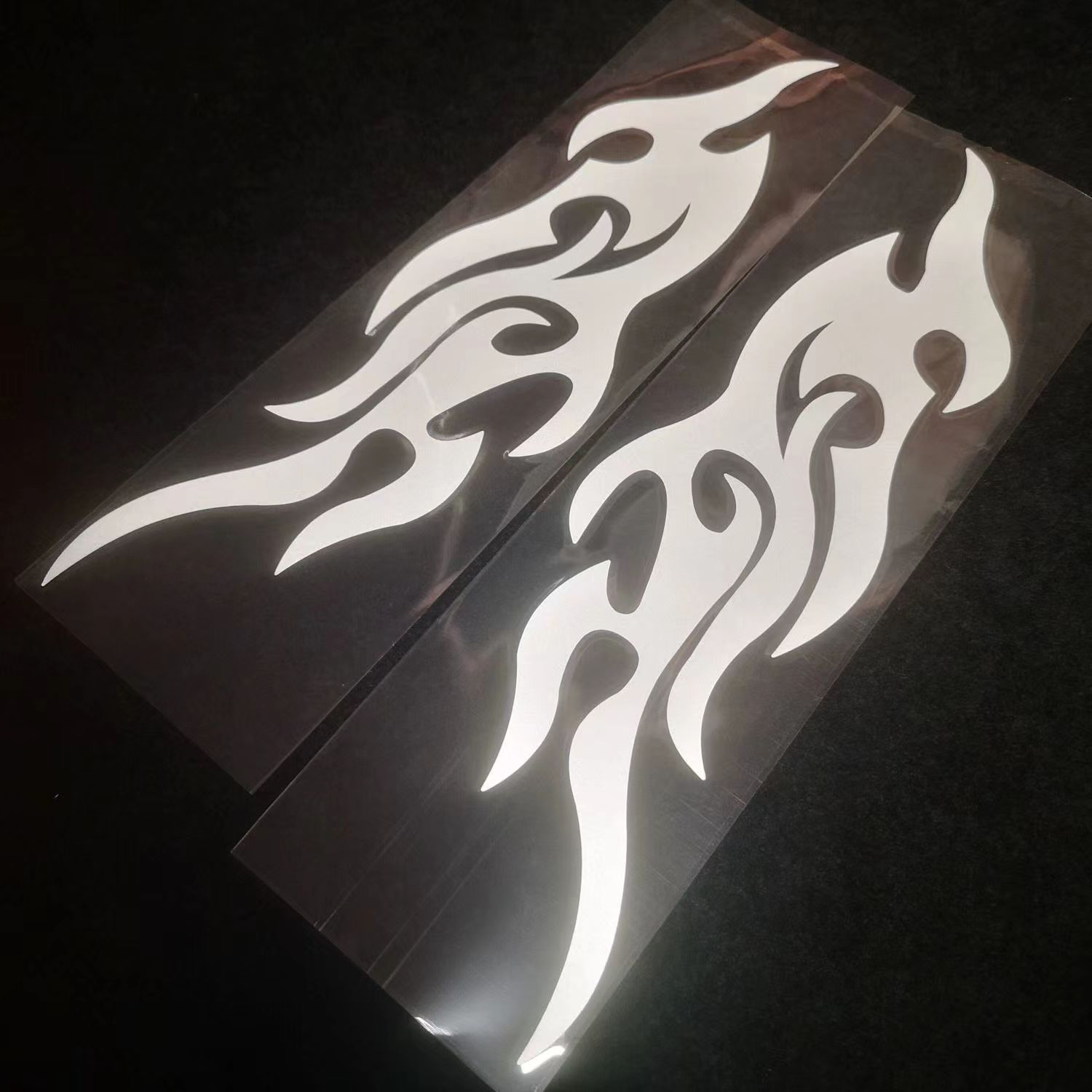 DIY Flame Car Motocycle Reflective Laser Rainbow Sticker Car Decor Reflective Decal Styling Sticker Covering Scratches Vehicle Stickers