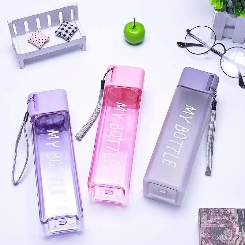 Clear Square Drinking Glass in Mate Plastic Portable Water Bottle with Milk Cable for Outdoor Sports