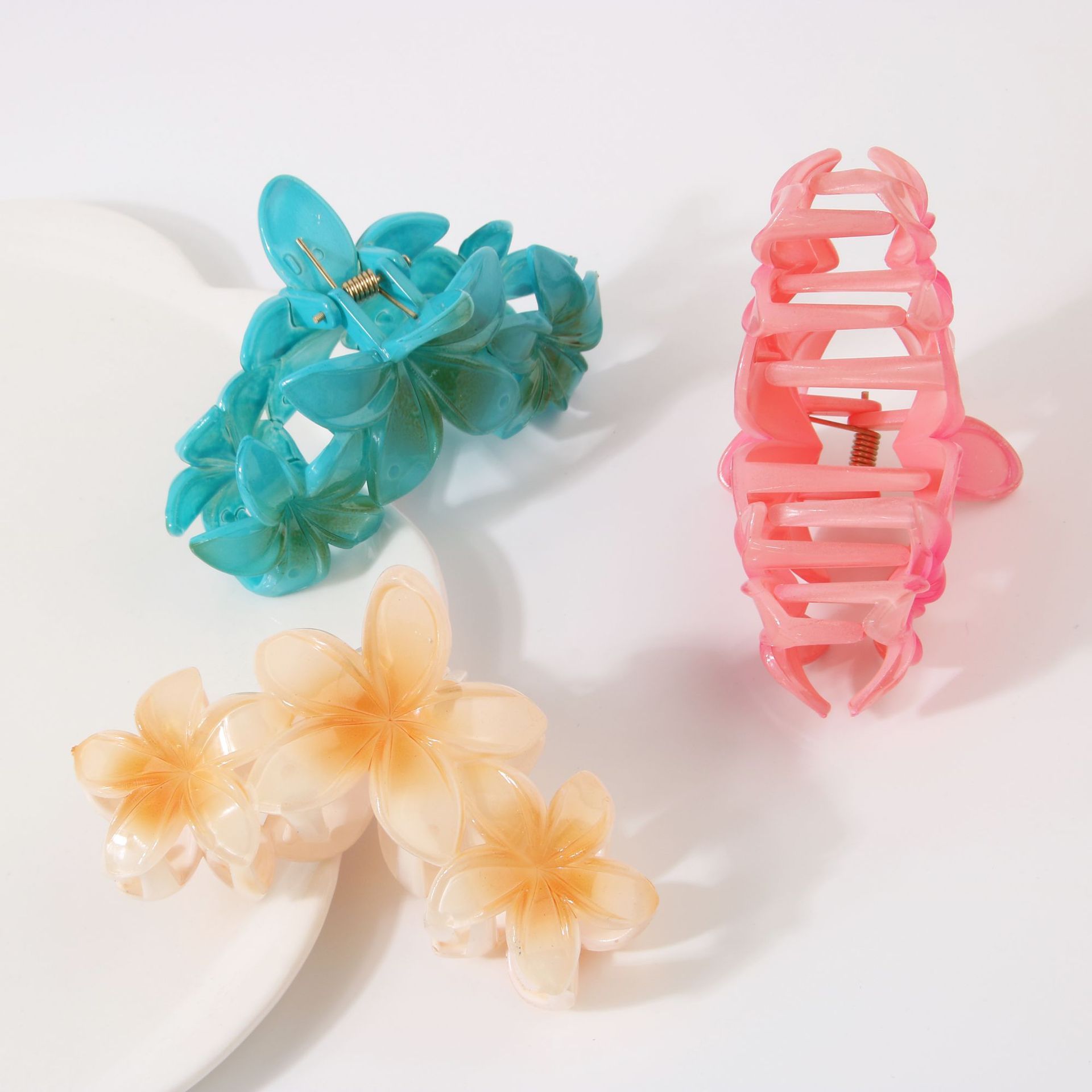 1pcs Candy colors large Flower Hair Clip for Women Elegant Temperament Shark Clip Fashionable Girl Hair claw