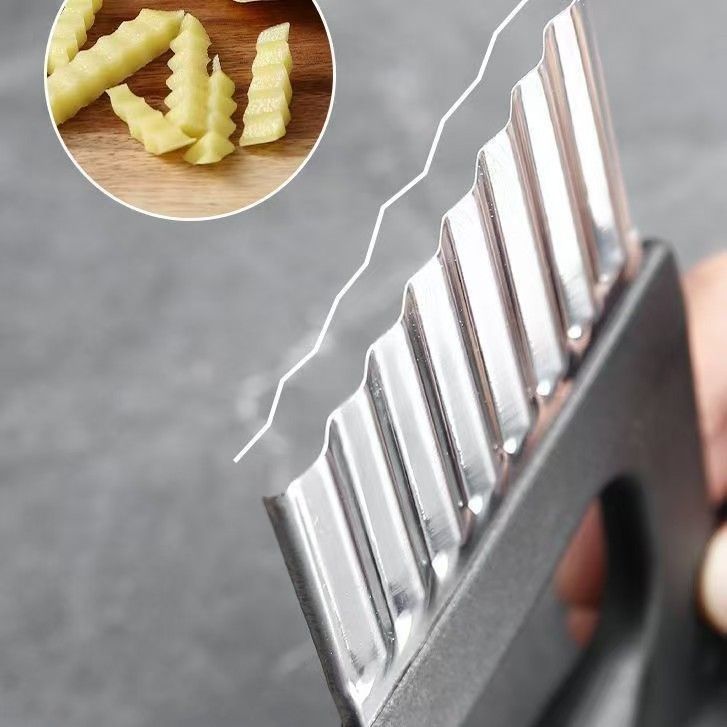 Stainless Steel Potato Chip Slicer Dough Vegetable Fruit Crinkle Wavy Slicer Knife Potato Cutter Chopper French Fry Maker Tool