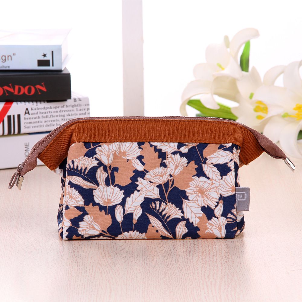 Toilet Bag Multi Functional Portable Large Capacity Travel Bag Cosmetics Storage Bag Makeup Bag