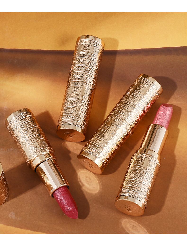 Metallic shimmering color lipstick - non-drying lipstick - water-resistant and moisturizing lip balm lipstick view 6
