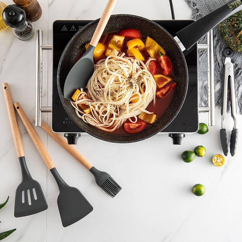 Silicone Kitchen Cooking Utensils Set-Umite Chef 11 pcs Heat Resistant Kitchen Utensils, Black Kitchen Gadgets Tools Set with Stainless Steel Handles for Non-Stick Cookware