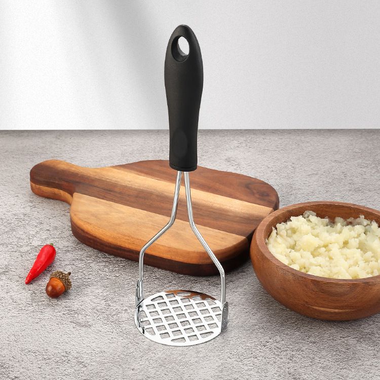 Potato Masher Stainless Steel Hand Plate Food Masher Kitchen Tool for Avocado, Bean, Vegetable Black