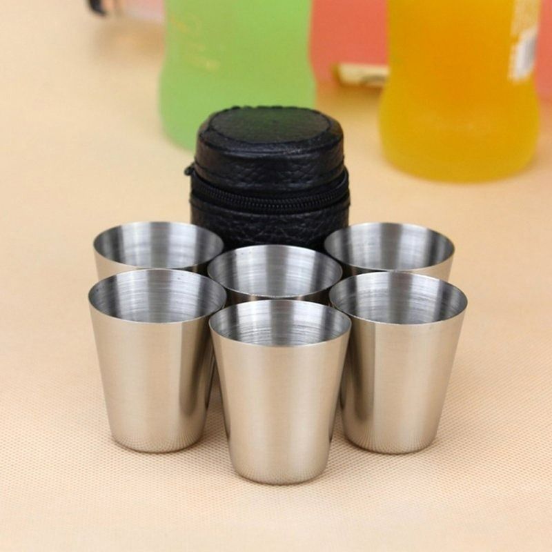 Stainless steel thickened outdoor portable wine glass with PU leather cup sleeve included. Wine glass set.