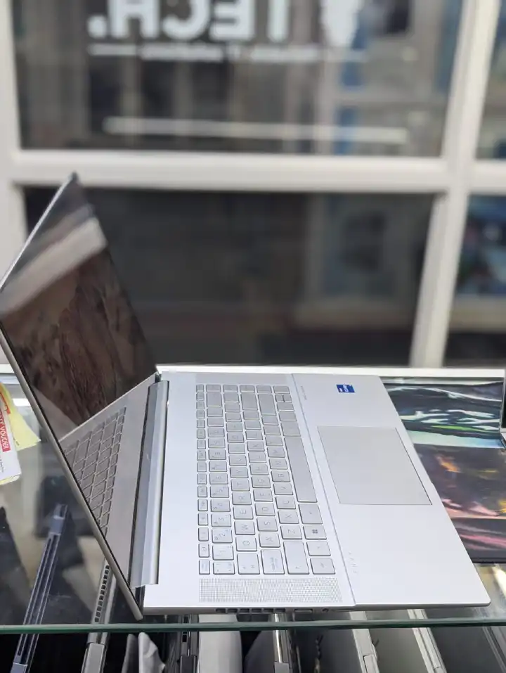 HP Envy 16 Laptop – Intel Core i7 (12th Gen) 14-Core, 16GB DDR5 RAM, 1TB SSD, 16-inch 2.5K Display, Intel Arc A370M 4GB Graphics, Backlit Keyboard, Windows 11, Silver