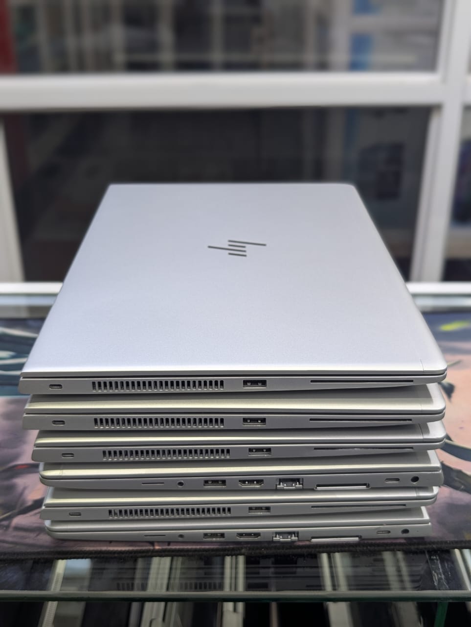 HP EliteBook 840 G6 – Intel Core i5 8th Gen, 8GB RAM, 256GB SSD, 14-inch Full HD Touchscreen, Windows 11 Pro with MS Office 2019, Backlit Keyboard, Silver Premium Business Laptop Plus free wired mouse