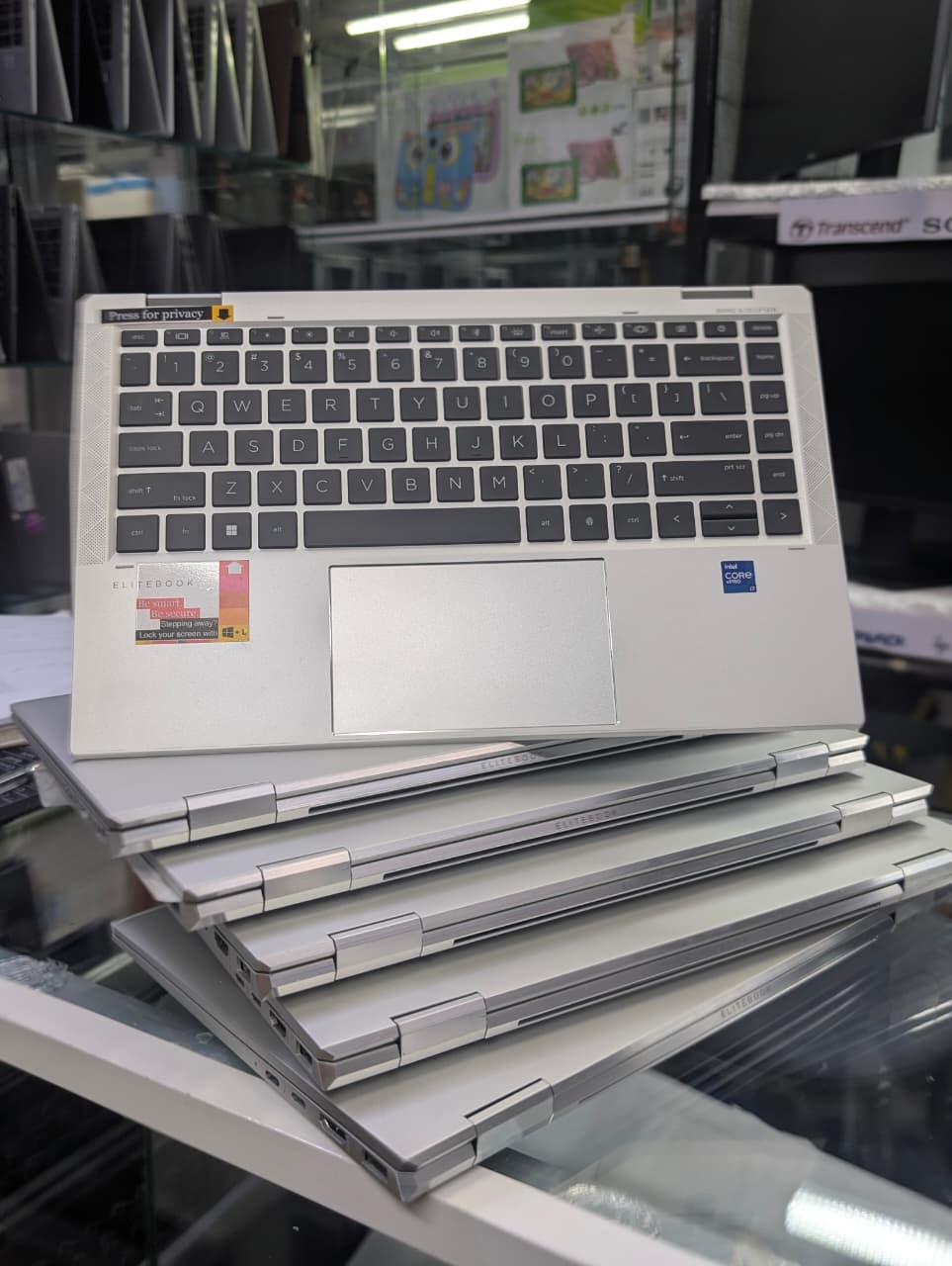 HP EliteBook x360 1040 G8 – Intel Core i7 11th Gen, 32GB RAM, 512GB SSD, 14" Full HD Touchscreen, 360° Convertible Laptop, Windows 11 Pro, Premium Business Ultrabook